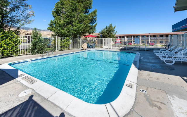 Motel 6 Carson City, NV