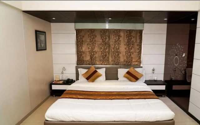 The Metro Park Hotel