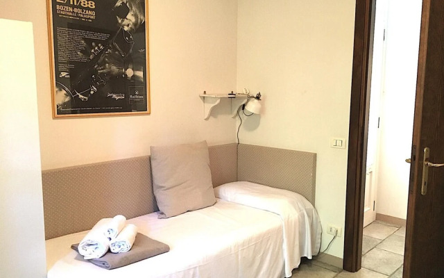 Villa Gasco - 7 Sleeps With Pool in Pacengo di Lazise