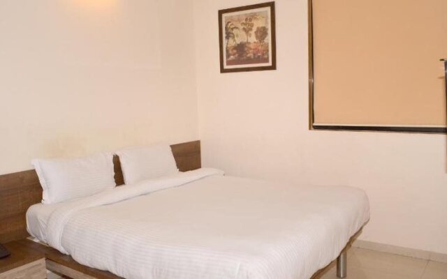 Budget Inn Palm Regency
