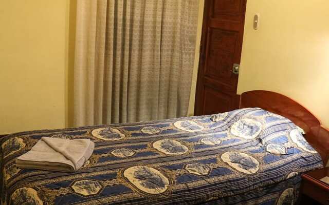 Hostal Alfredo's Palace