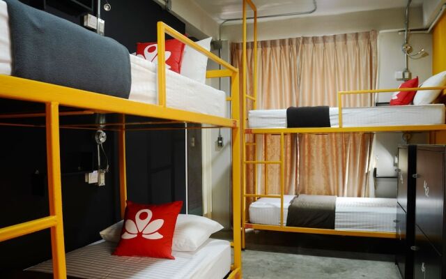 ZEN Hostel Silom 14