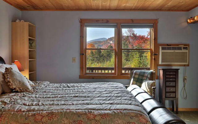 Winding Way Chalet 3 Bedroom Home