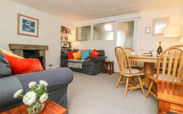 Calac Cottage