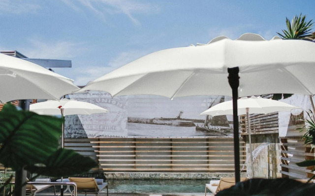Le Saint Pierre Hotel