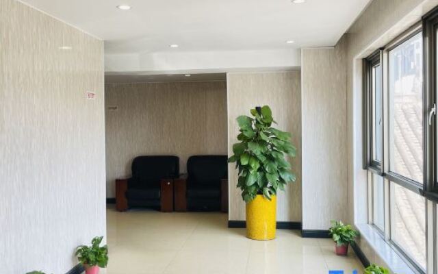 Lishui Kaizhen Business Hotel