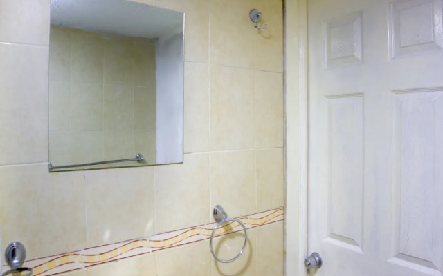 OYO Hotel Del Centro