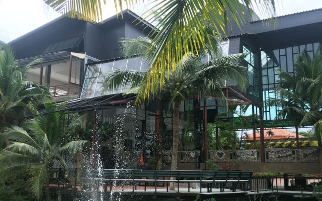 Green View Village Resort