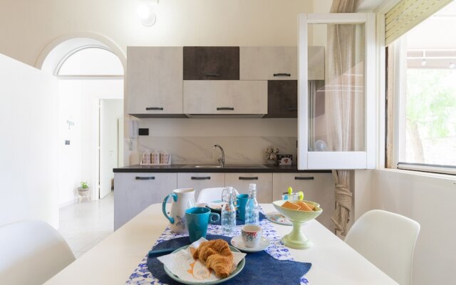 2473 Villetta Seaside by Barbarhouse