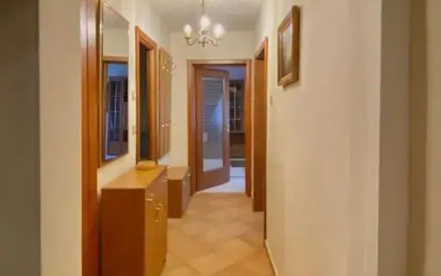 Lovely & quiet 1-bedroom condo with free parking