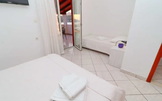 Seafront Apartments Anthony