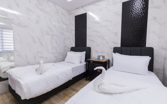 Lee Luxury Home USM Penang