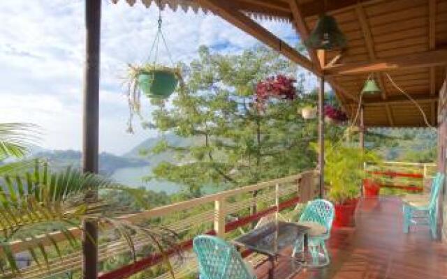 Magpie Retreat