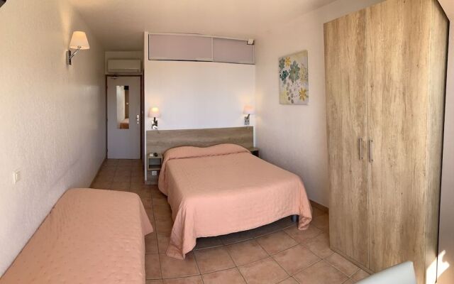 Hotel Alata