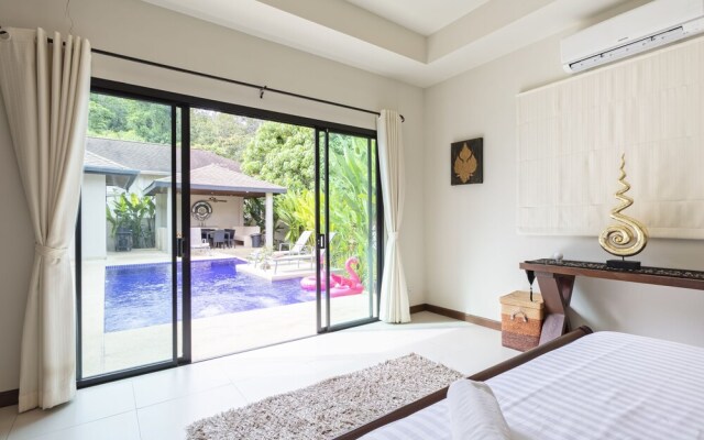 Luxury Villa Onyx Nai Harn Beach