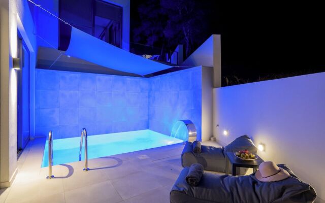 White Cliff Luxury Suites