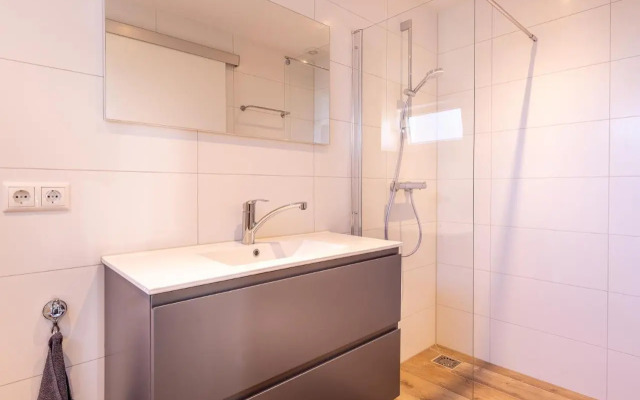 DGI32 Modern, new studio with comfort