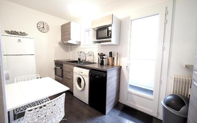 NOUVEAUTE 2022: Appartement face aux Thermes CALLOU avec Parking