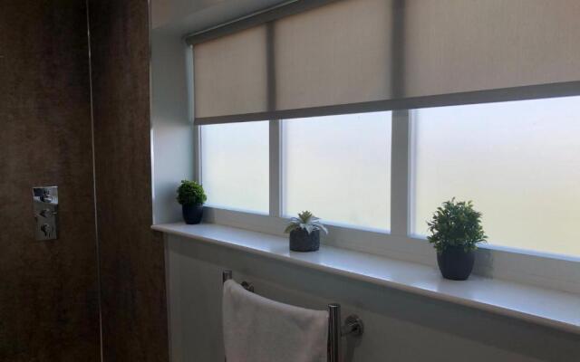 White House Farm - Beautiful Self Contained Courtyard Rooms