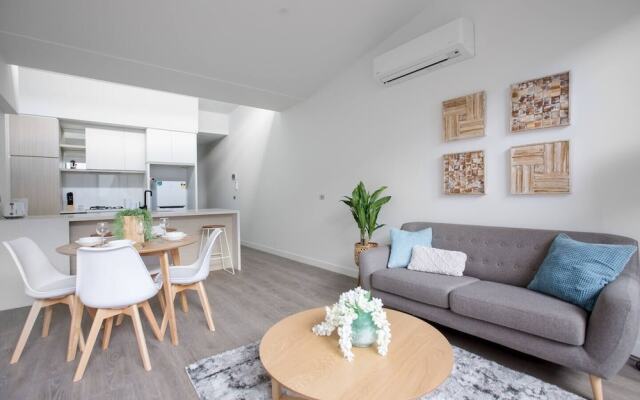 Elegant Stylish Living@mooneeponds Wifi/parking