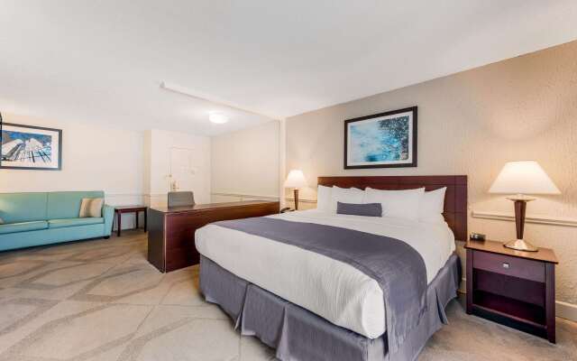 The Blu Hotel Blue Ash Cincinnati, Ascend Hotel Collection