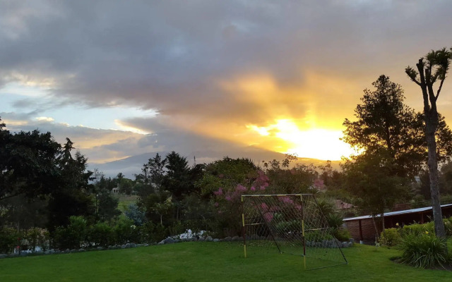 Zaysant Ecolodge