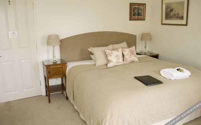 Glade End Guest House
