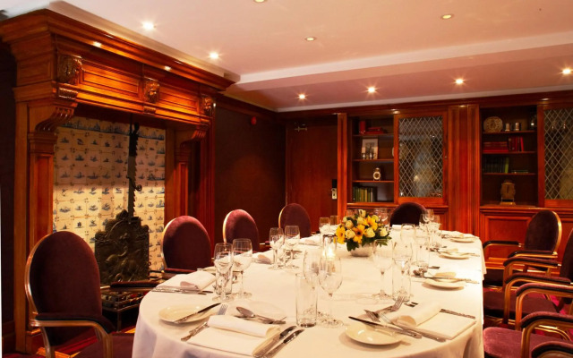 The Lensbury Resort
