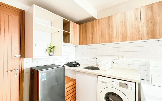 Scandinavian Minimalist 2Br At Cinere Bellevue Suites Apartment