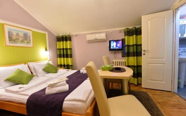 Guest Accommodation TAL Centar