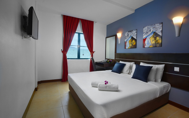 Bella Vista Waterfront Resort