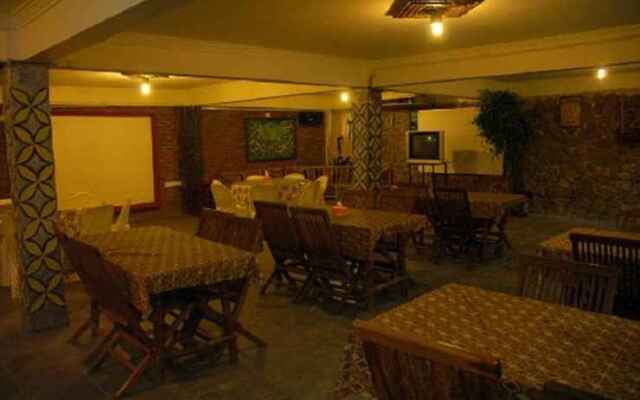 Rina Balinese Resort
