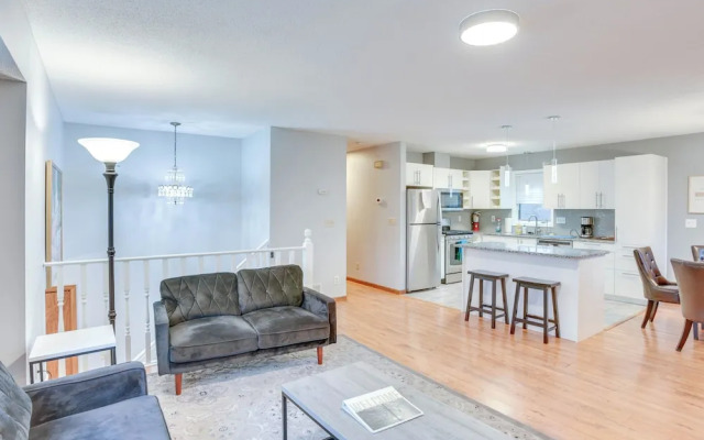 Lovely Minneapolis Home Near Target Field!