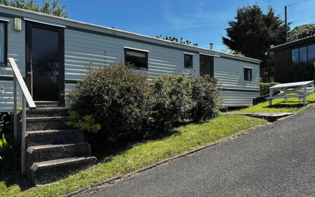 NorthField Holiday Park (31874695)