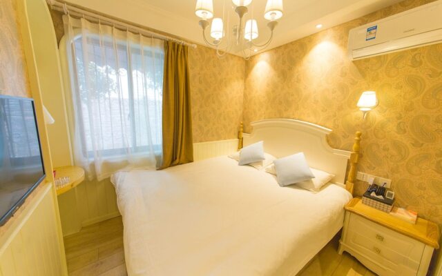 Zhigao Yue Shu Jin Li Guest House