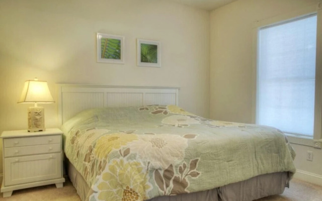 Magnolia Pointe Three-bedroom Apartment 101-4828