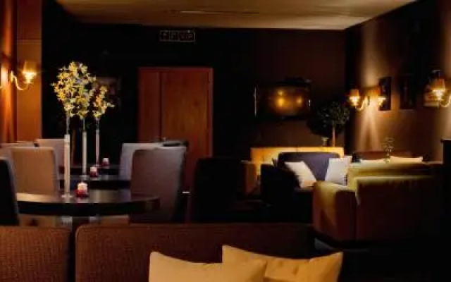 Voyage Hotel
