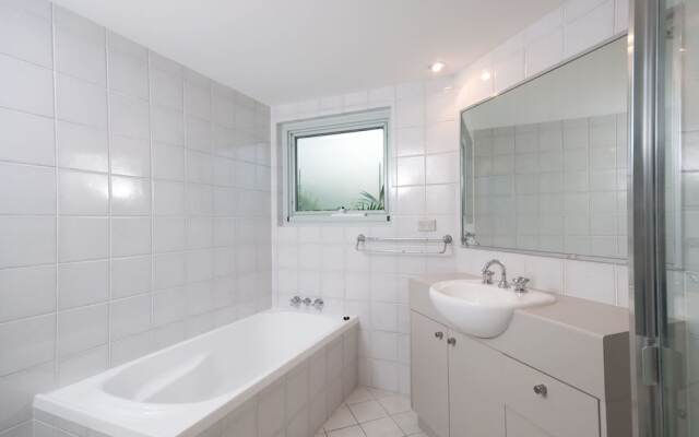 Bagnalls Beach Apartment, Unit 3/153 Government Road