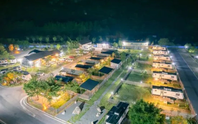 RV Tourist Resort Huangyao Ancient Town