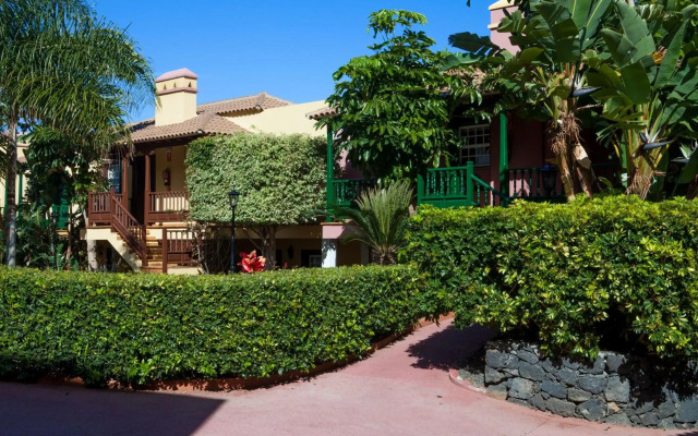 Apartamentos Oasis San Antonio