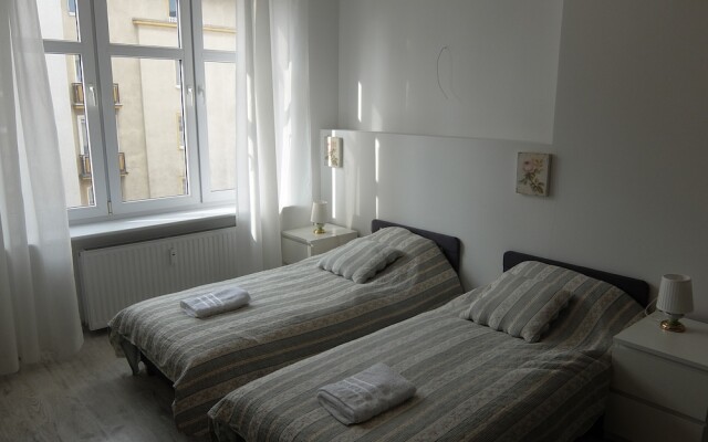 Balticrent - Skwer Kosciuszki 12