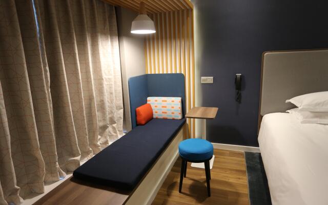 Holiday Inn Express Wuhan Optical Valley by IHG