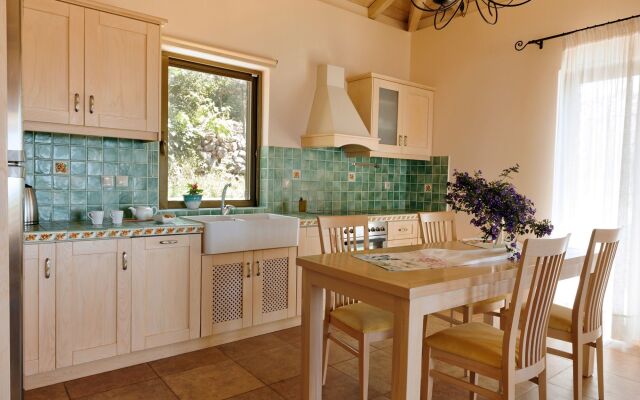 Art Blue Villas