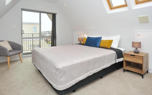 Regents 94A - Christchurch Holiday Homes