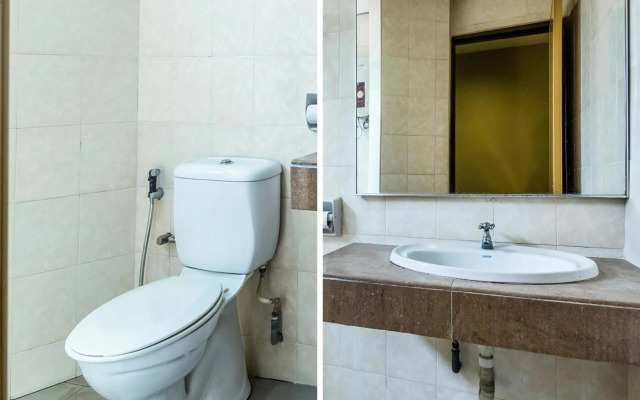 Super OYO 828 Comfort Hotel Shah Alam