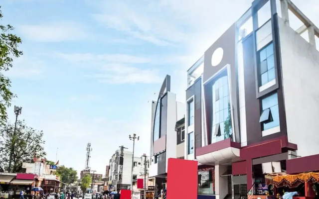 The Tourist Inn by OYO Rooms