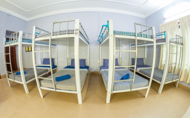 Lovely Jubbly Villa - Hostel