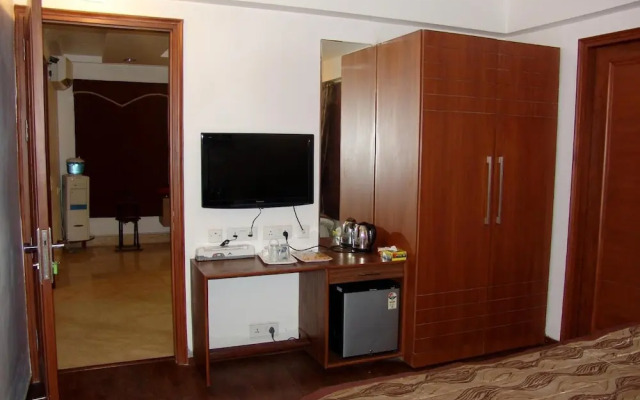 Skylink Suites & Apartments