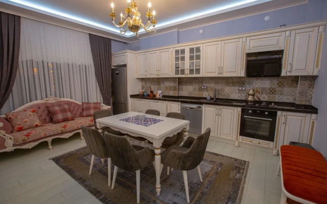 Poison Garden Suite & SPA