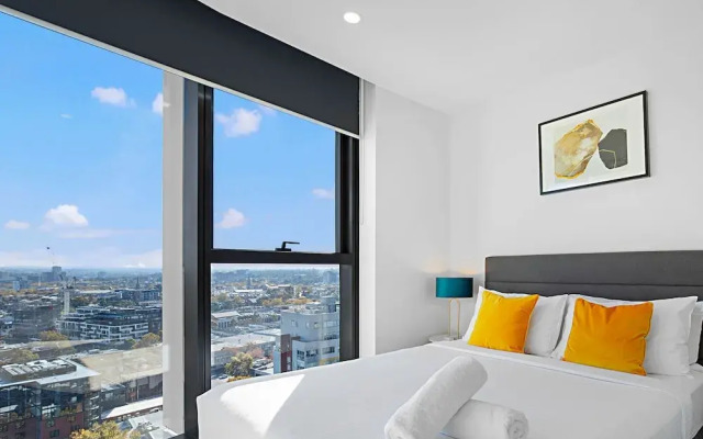 Lumina Suites
